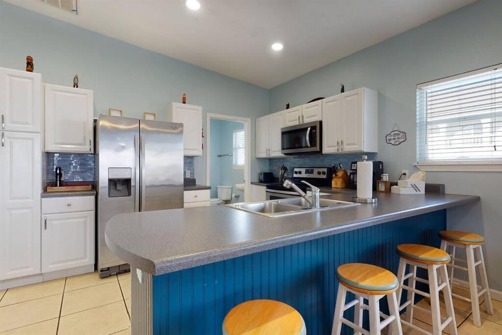 Eye-Catching Property W/ Picturesque Coastal Views Gulf Shores Zewnętrze zdjęcie