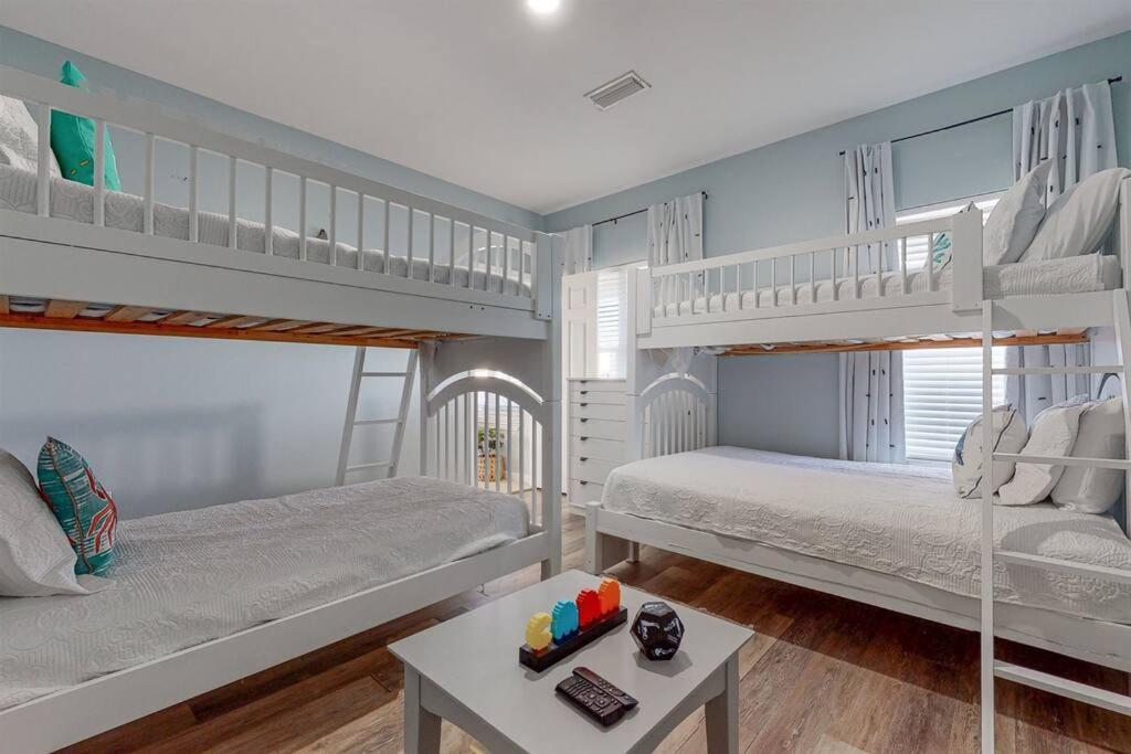 Eye-Catching Property W/ Picturesque Coastal Views Gulf Shores Zewnętrze zdjęcie
