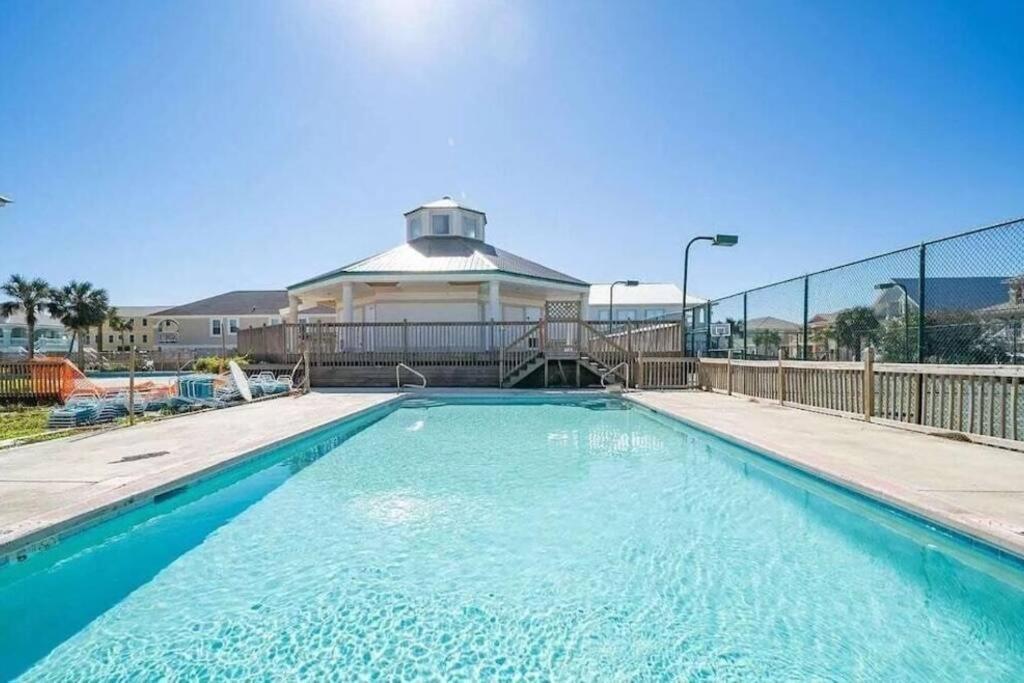Eye-Catching Property W/ Picturesque Coastal Views Gulf Shores Zewnętrze zdjęcie