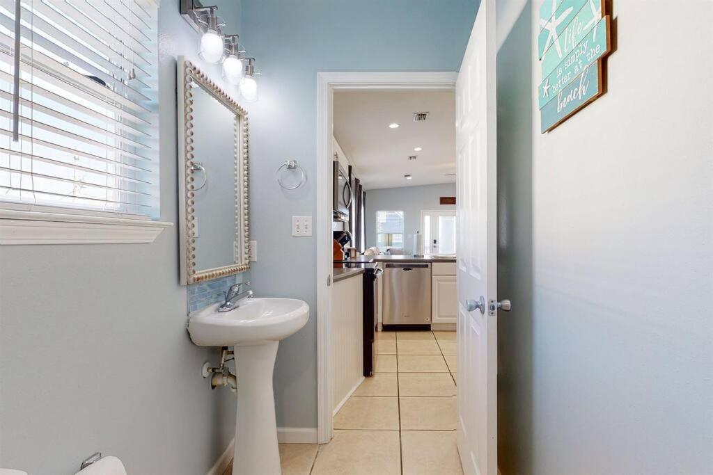 Eye-Catching Property W/ Picturesque Coastal Views Gulf Shores Zewnętrze zdjęcie